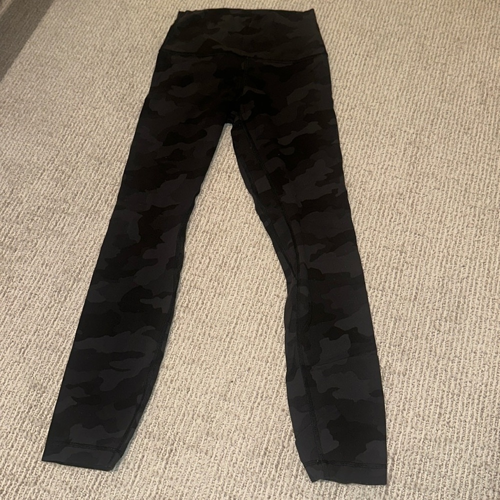 Lululemon High Rise Align pants 25”